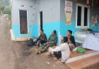 Babinsa Ganjaresik Aktif Sambangi Warga, Serda Indrayana Perkuat Kemanunggalan TNI dengan Rakyat